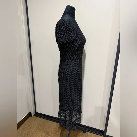 Kay Unger Black Tatum Lace Midi Dress Kay Unger Black Tatum Lace Midi Dress